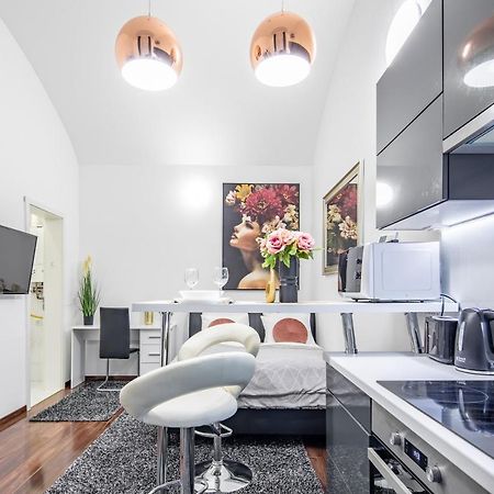 Melody Meadow Apartment 布达佩斯 外观 照片